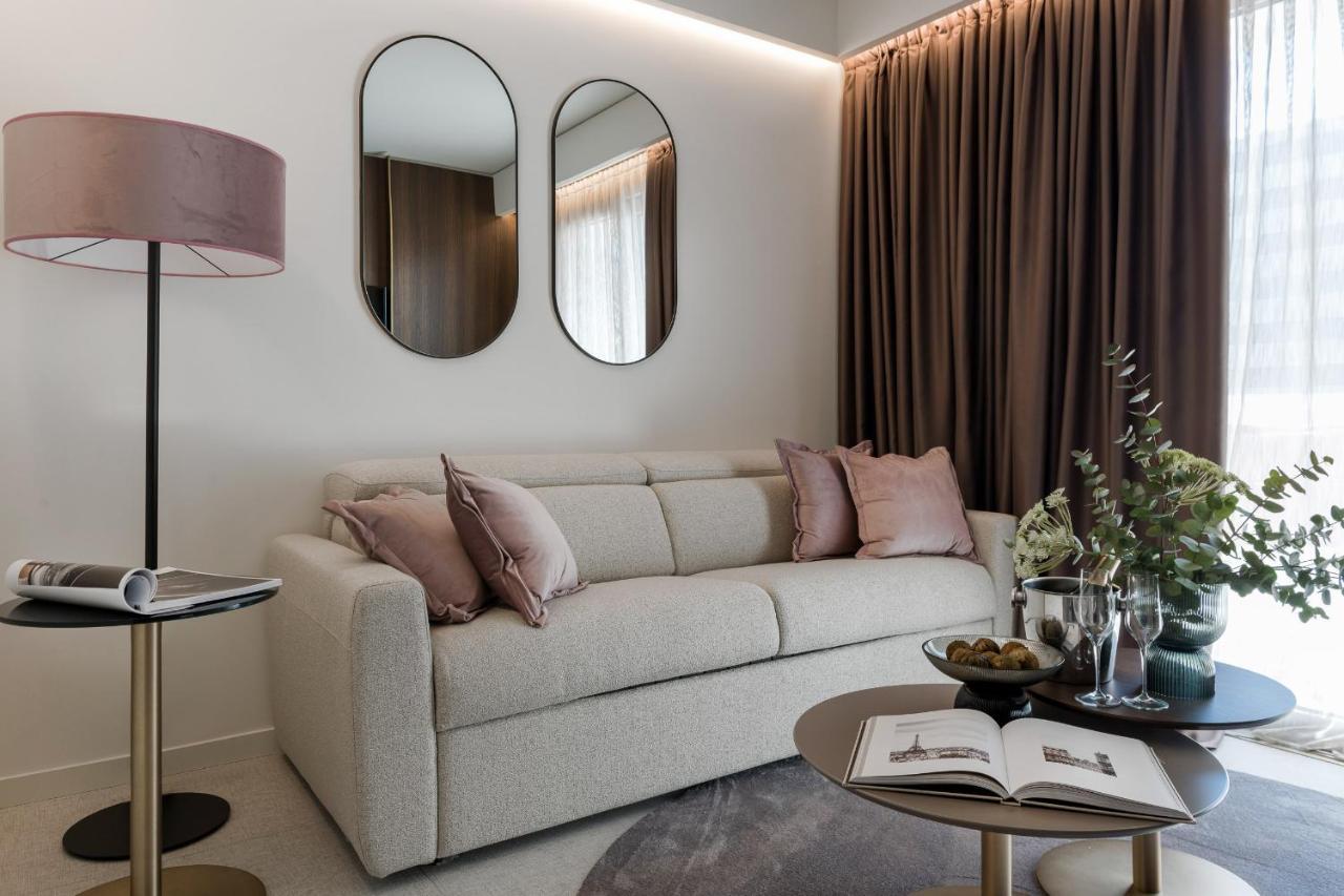 We Me Suite Hotel Riccione Ngoại thất bức ảnh