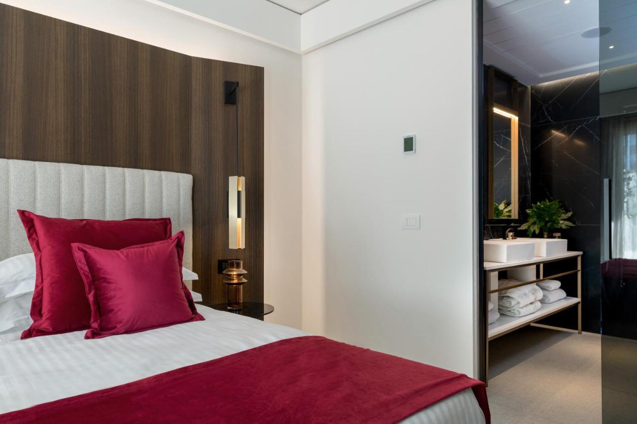 We Me Suite Hotel Riccione Ngoại thất bức ảnh