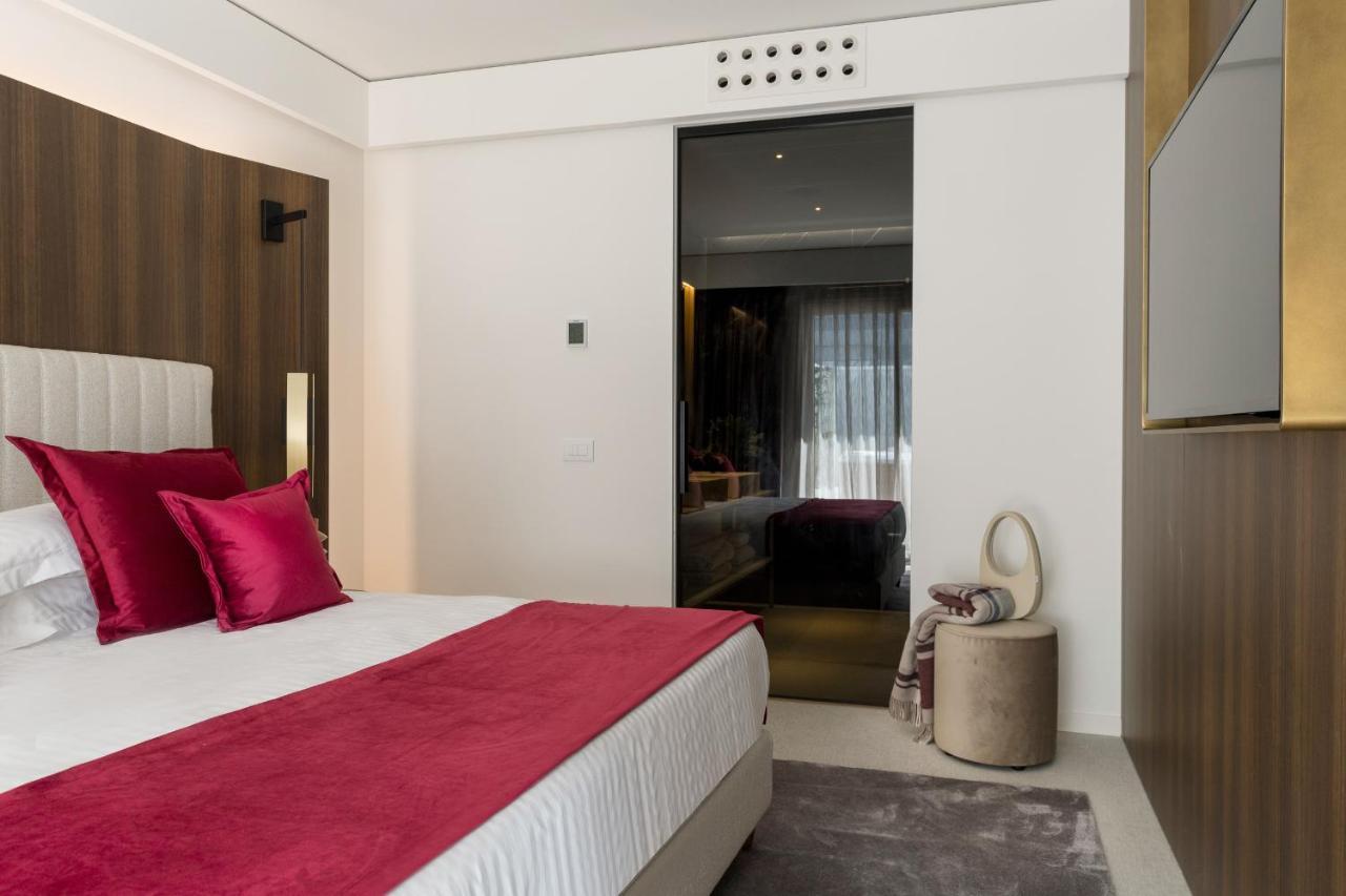 We Me Suite Hotel Riccione Ngoại thất bức ảnh